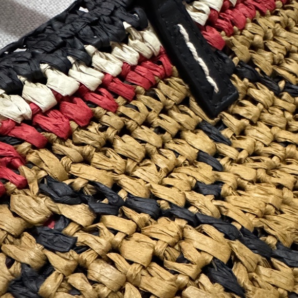 NWOT Woven Natural Material Bag-Black/Brown/Red/Cream-Faux Leather Straps-Lined - Picture 3 of 12